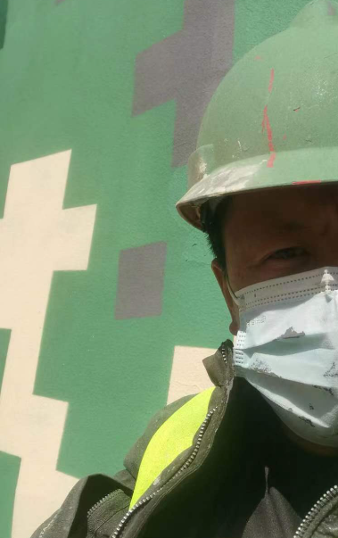 宝坻迷彩漆未完全固化；